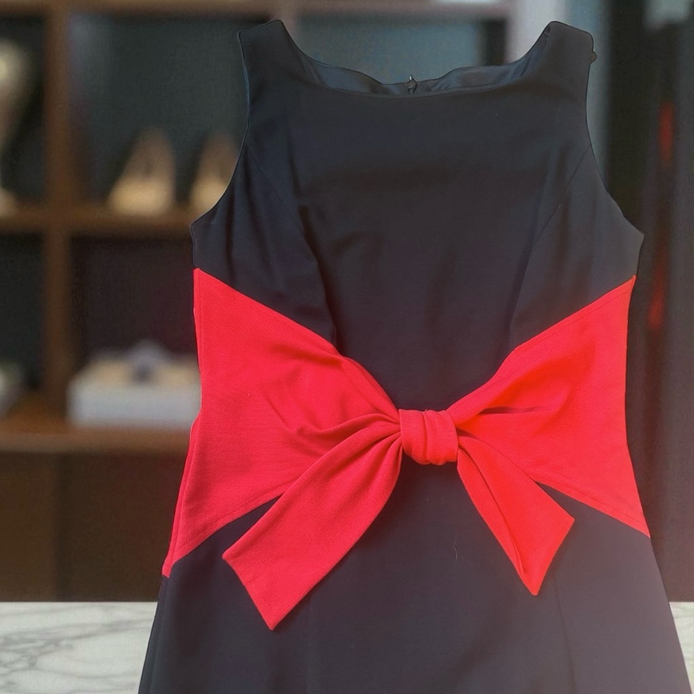 David Meister Black Red Bow Tie Sheath Dress 6 Sophisticated Holiday Luxury